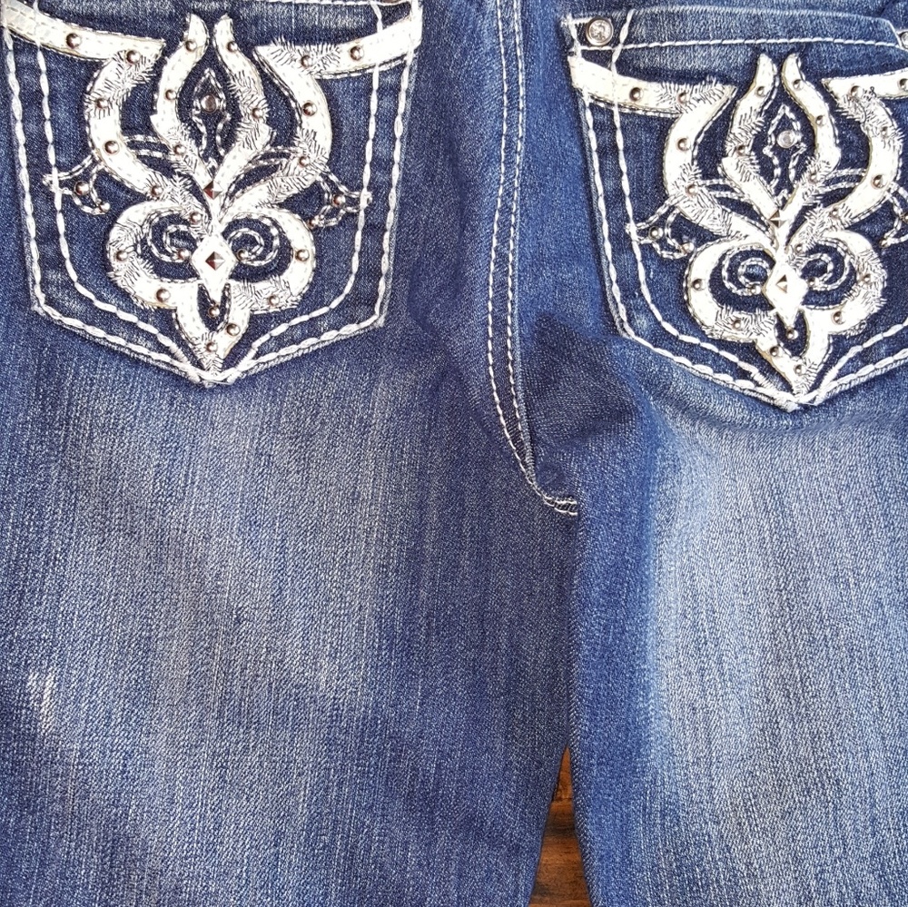 Soundgirl sz5 w 28 in 32 factory distressed